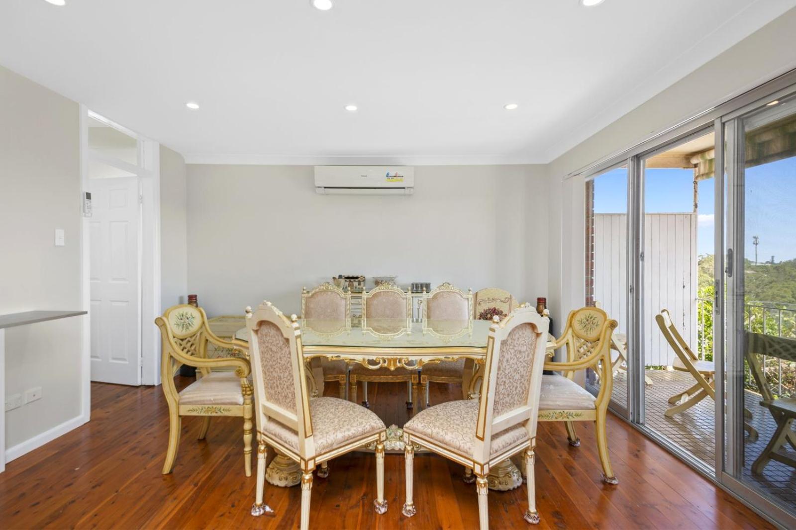 River View Oasis: Spacious 3-bed House With Pool *